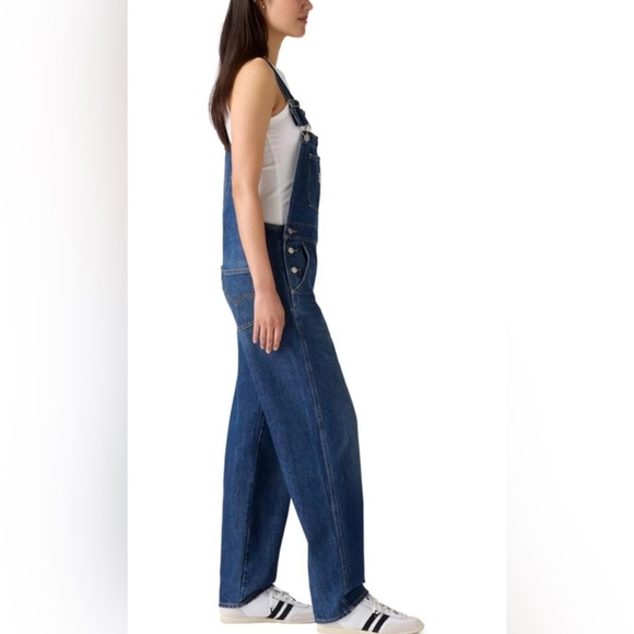 Levi’s Vintage Women’s Denim Overalls - Picture 2 of 10